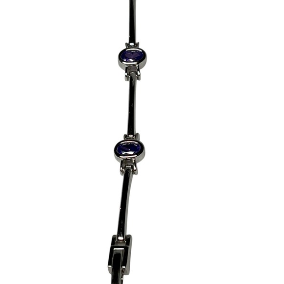 Elegant Silver and Purple Bracelet - Picture 8 of 10